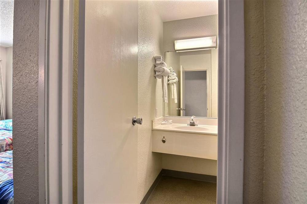 Motel 6-Tacoma, Wa - ファイフ 部屋 写真